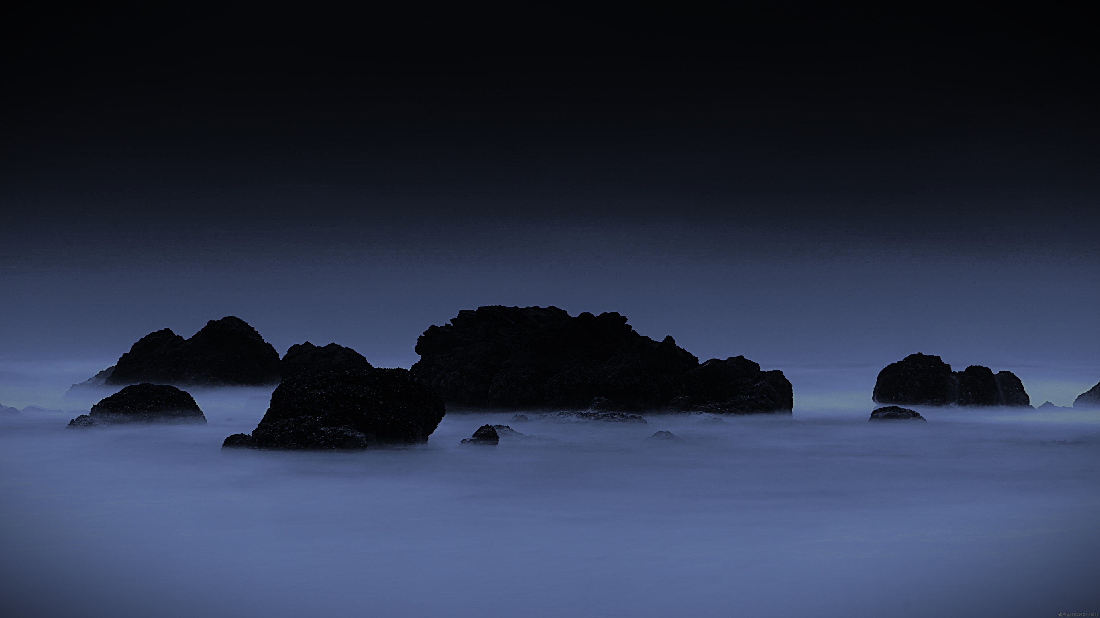 𝑀𝑜𝑛𝑜𝑐ℎ𝑟𝑜𝑚𝑒, banner
